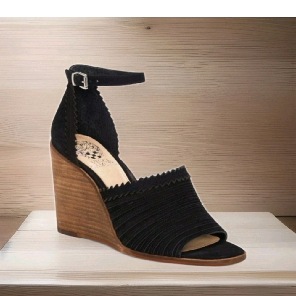 Vince Camuto  Dovina Wedge Shoes 6.5M Black Suede  Platform Sandel